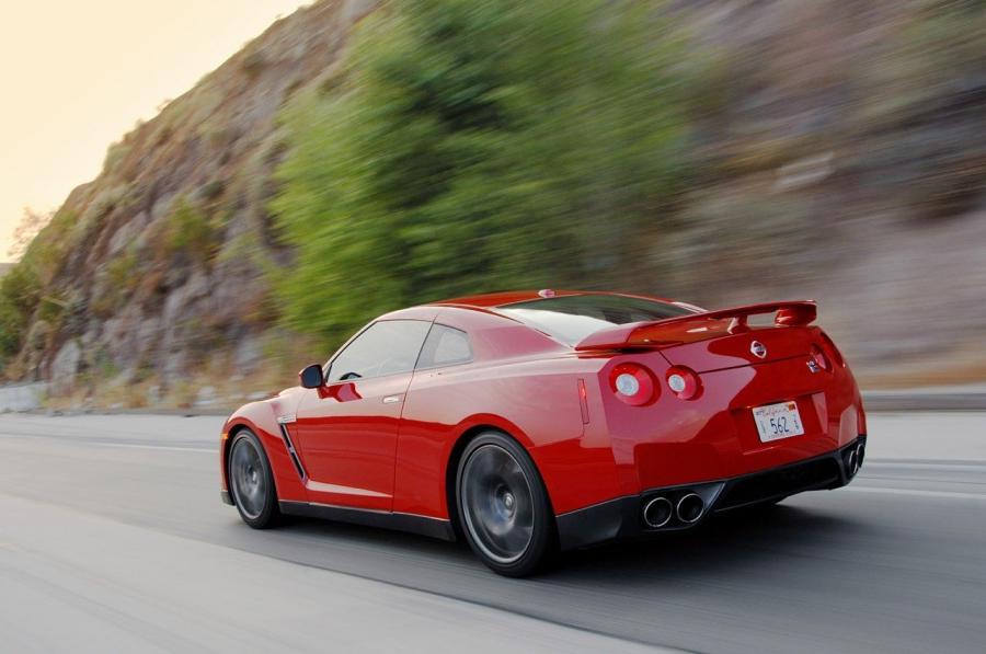  Nissan GT-R 2007 года  (фото 203 из 480)